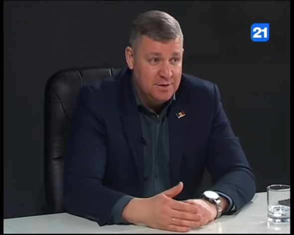 Denis Șova despre reforma în educație: problema optimizării școlilor este secundară, prioritară este soluționarea deficitului de cadre didactice
